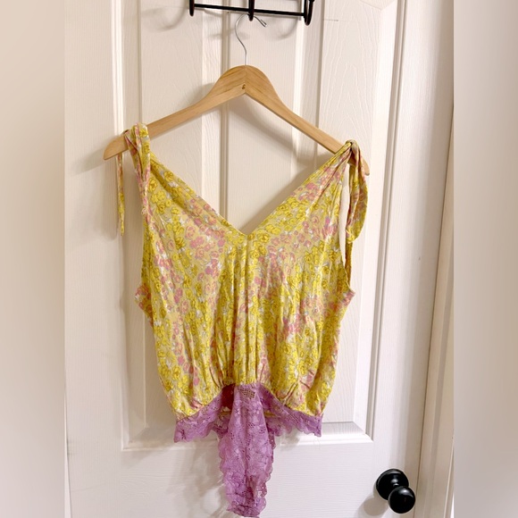 Free People Bare it All Yellow Floral Print Tie-Strap Bodysuit Size Medium - Picture 3 of 9